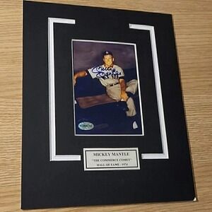 New York Yankees Mickey Mantle  signed photo
